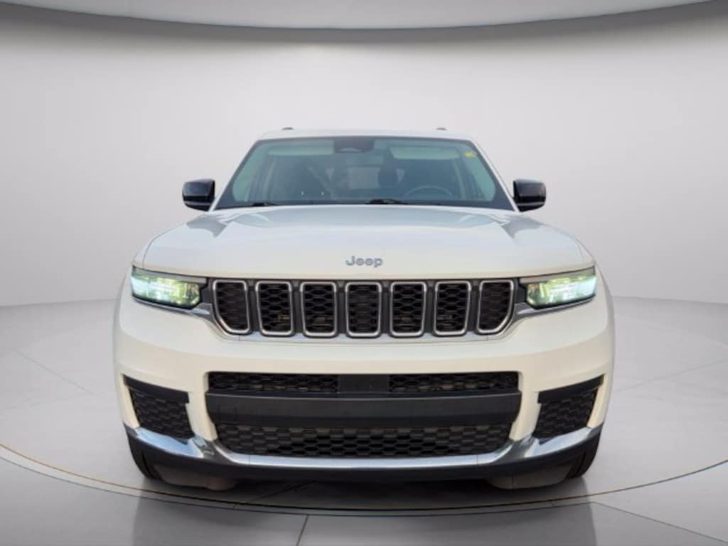 Used 2021 Jeep Grand Cherokee L Laredo SUV