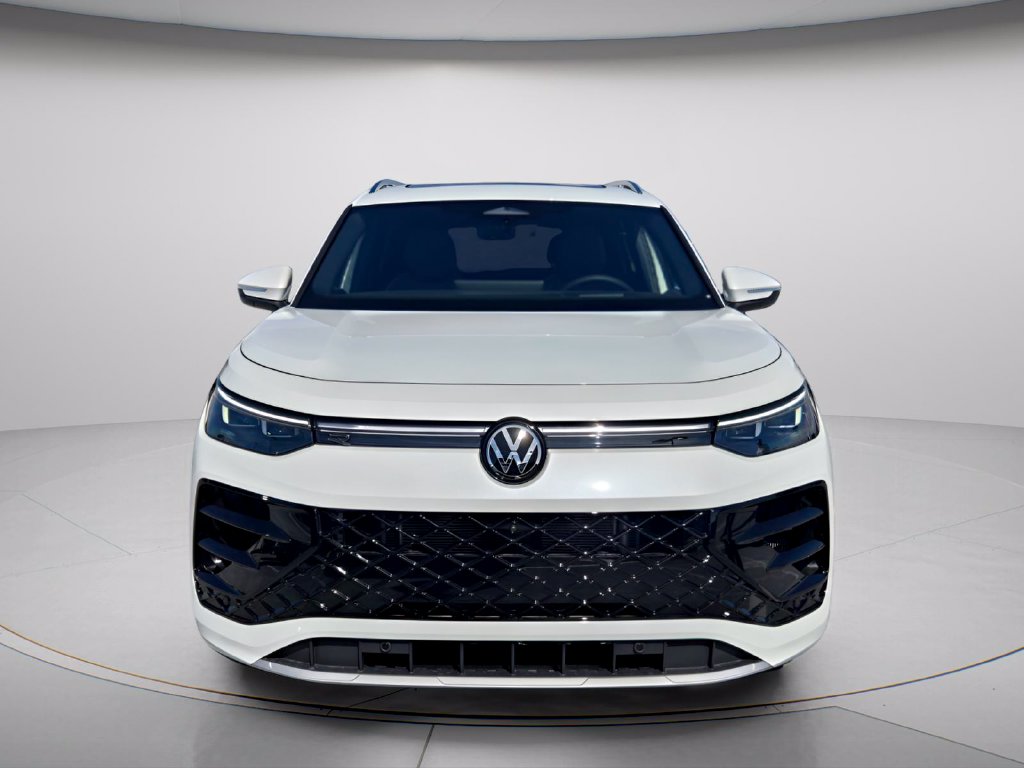 New 2026 Volkswagen Tiguan SEL R-Line Turbo SUV