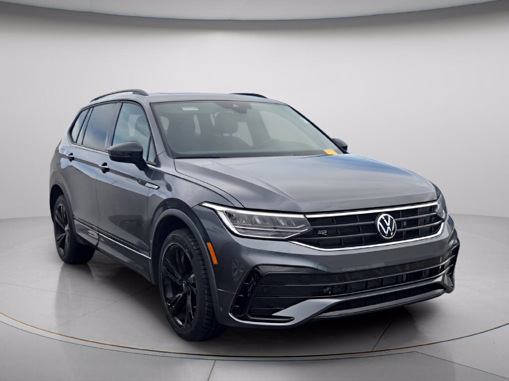 Certified 2023 Volkswagen Tiguan 2.0T SE R-Line Black SUV