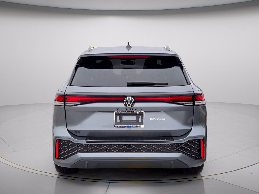 New 2026 Volkswagen Tiguan SE R-Line Black SUV