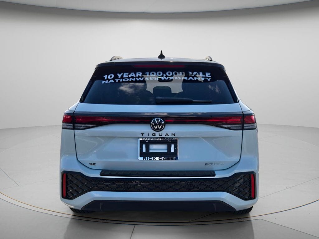 New 2026 Volkswagen Tiguan SE R-Line Black SUV