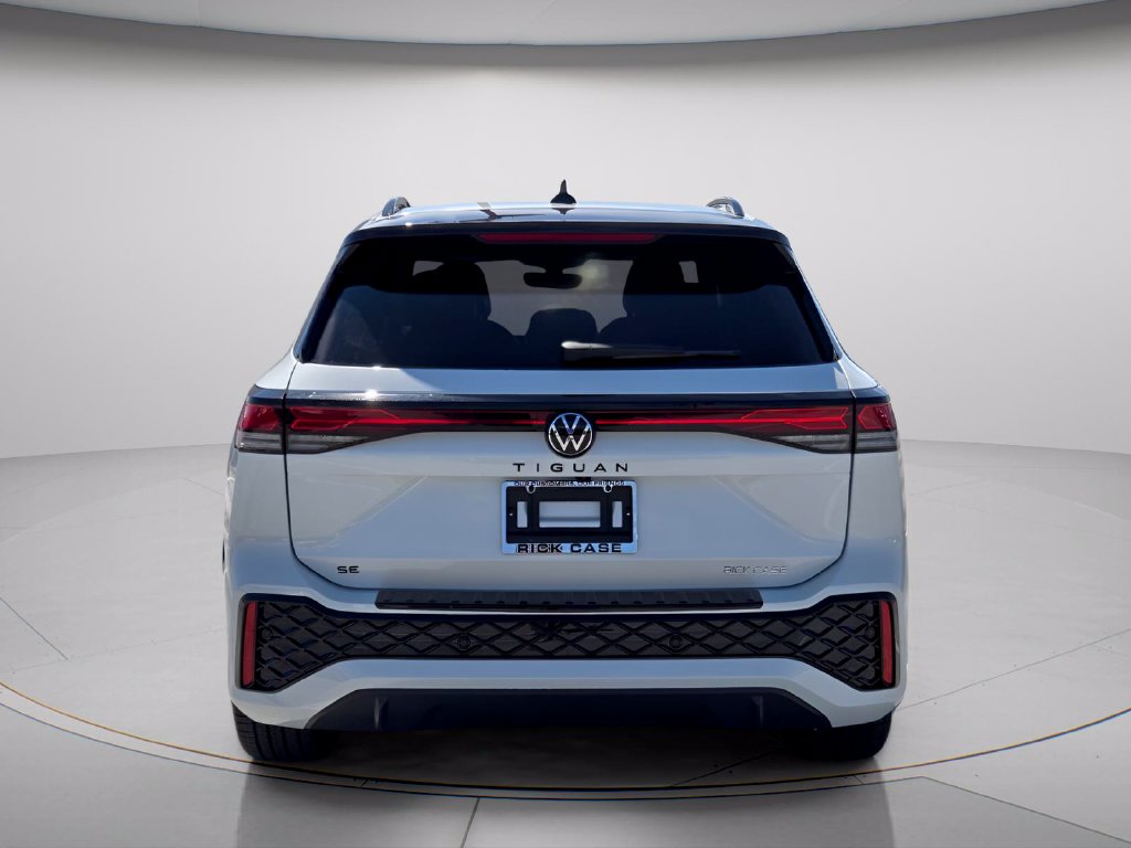New 2026 Volkswagen Tiguan SE R-Line Black SUV