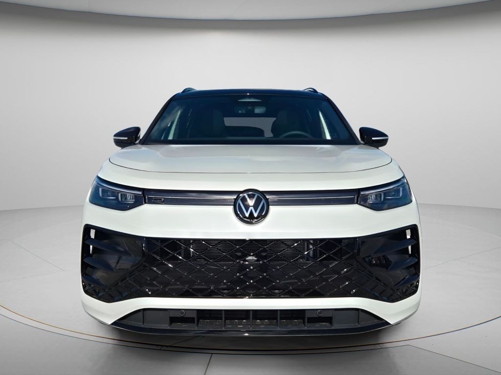 New 2026 Volkswagen Tiguan SE R-Line Black SUV