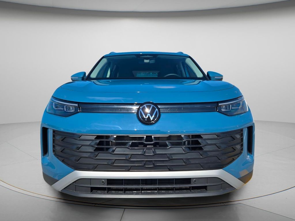 New 2026 Volkswagen Tiguan SE SUV
