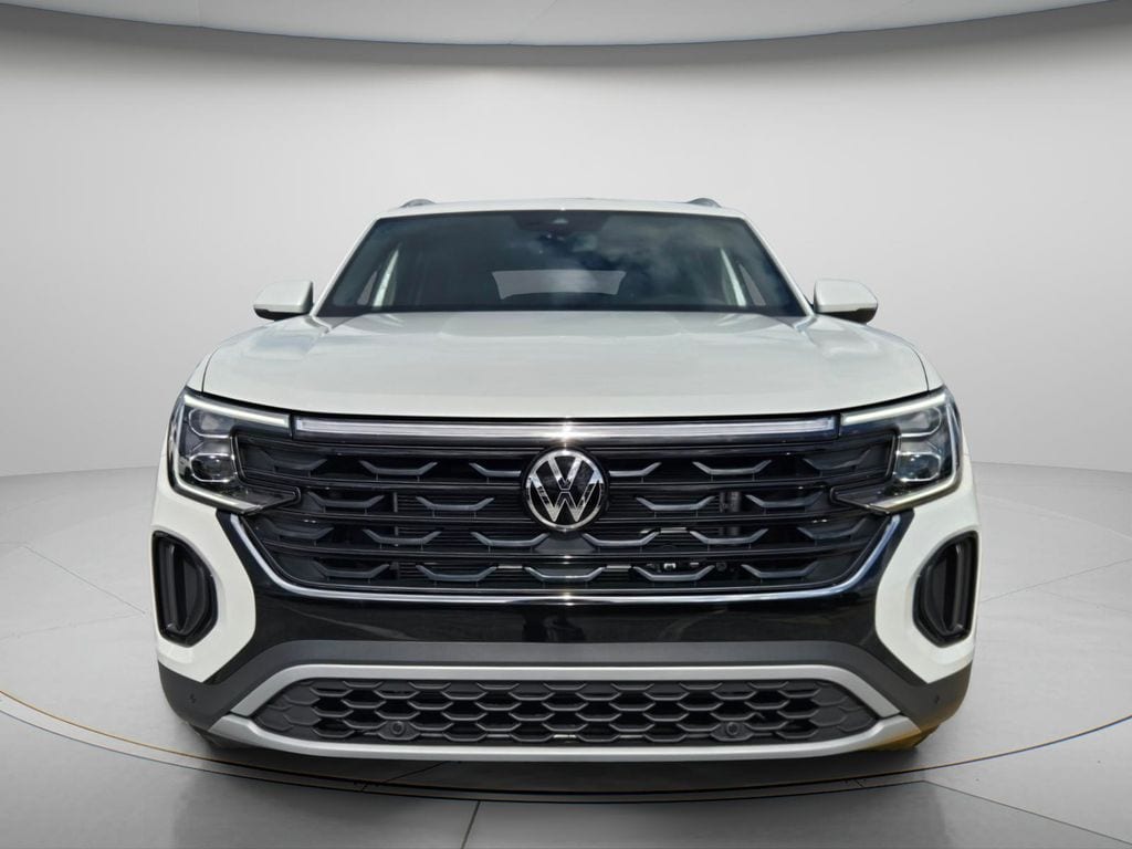 New 2026 Volkswagen Atlas Cross Sport SE w/Technology SUV