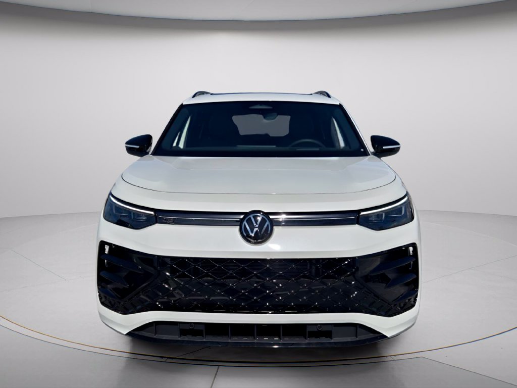 New 2026 Volkswagen Tiguan SE R-Line Black SUV