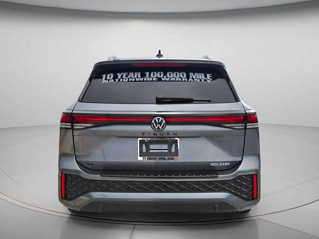 New 2026 Volkswagen Tiguan SE R-Line Black SUV