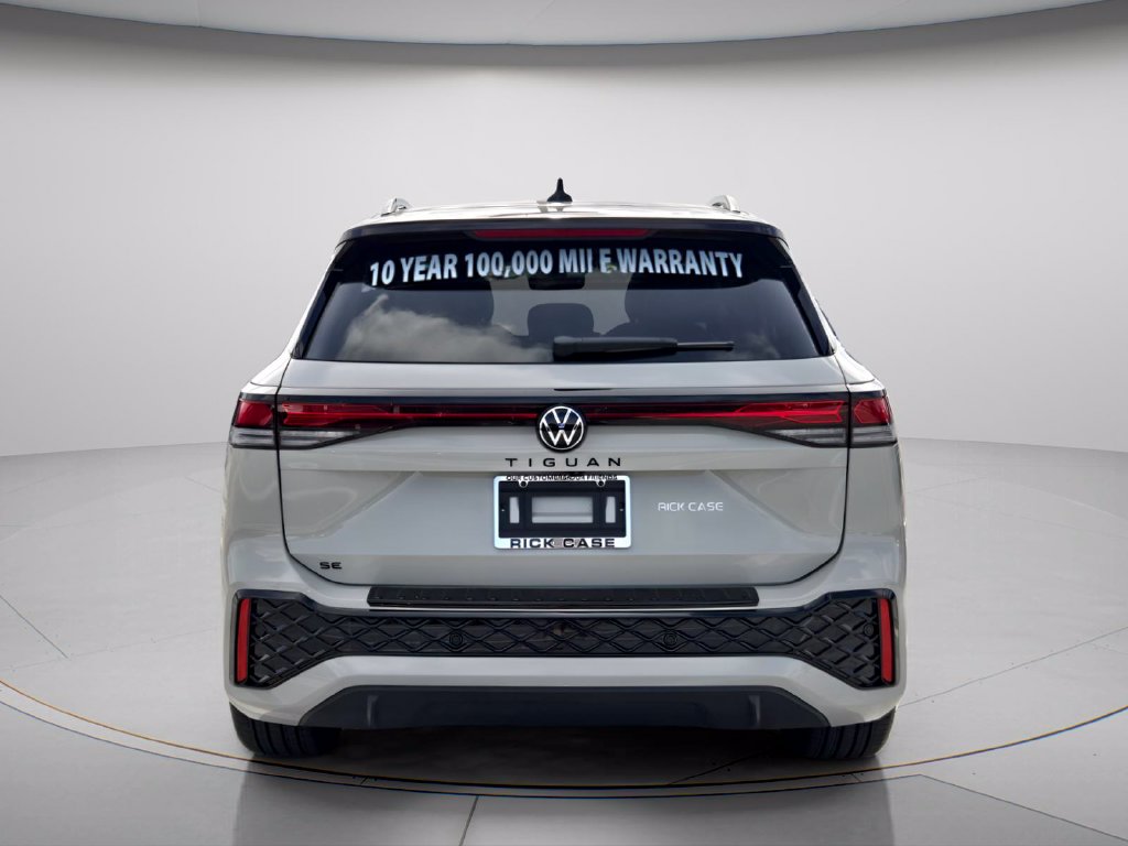 New 2026 Volkswagen Tiguan SE R-Line Black SUV