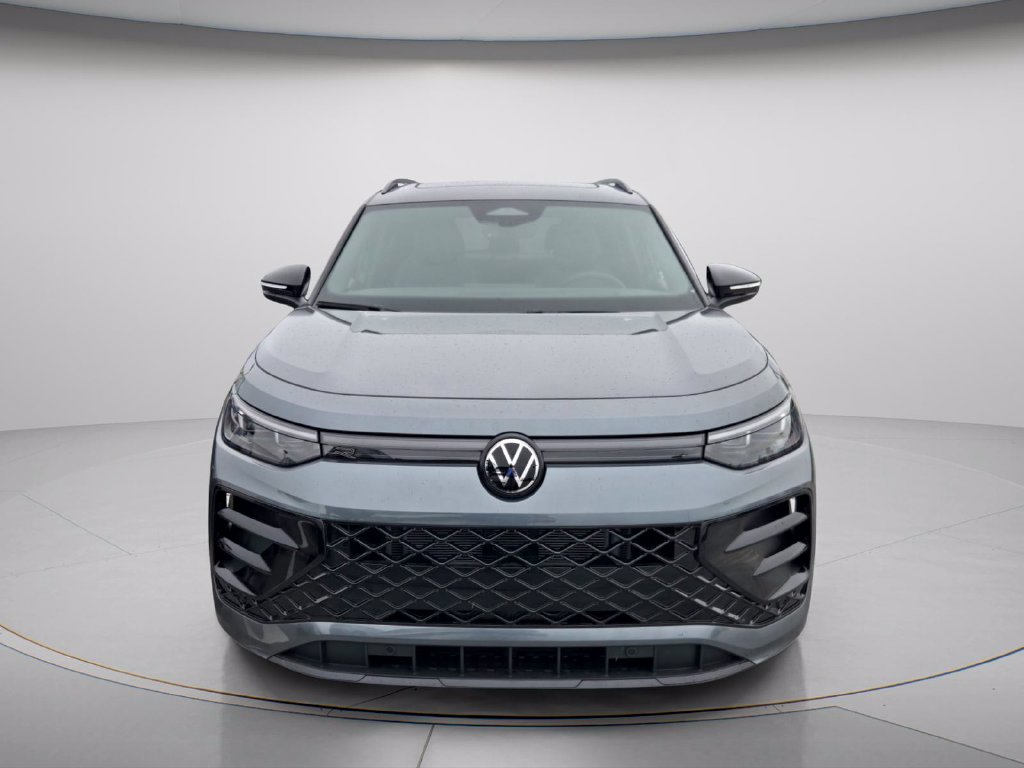 New 2026 Volkswagen Tiguan SE R-Line Black SUV
