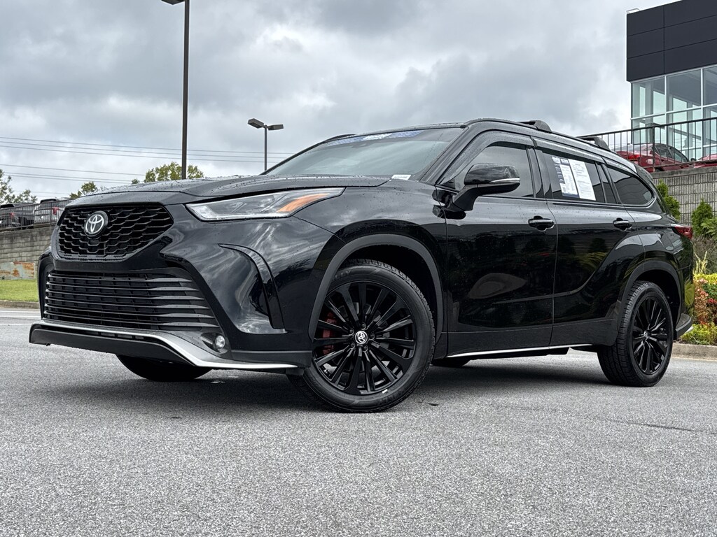 Used 2023 Toyota Highlander XSE SUV