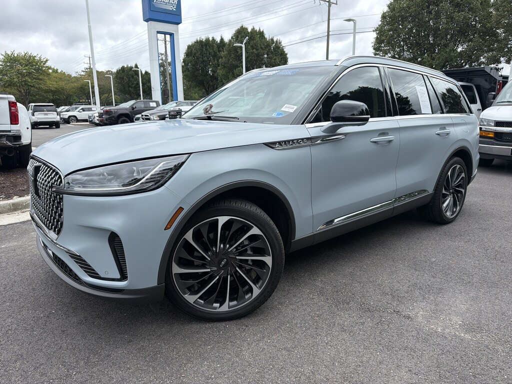 Used 2025 Lincoln Aviator Reserve SUV