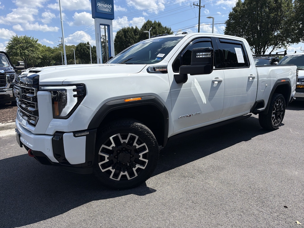 Used 2025 GMC Sierra 2500HD AT4 Pickup