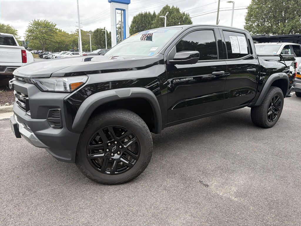 Used 2024 Chevrolet Colorado 4WD Trail Boss Pickup