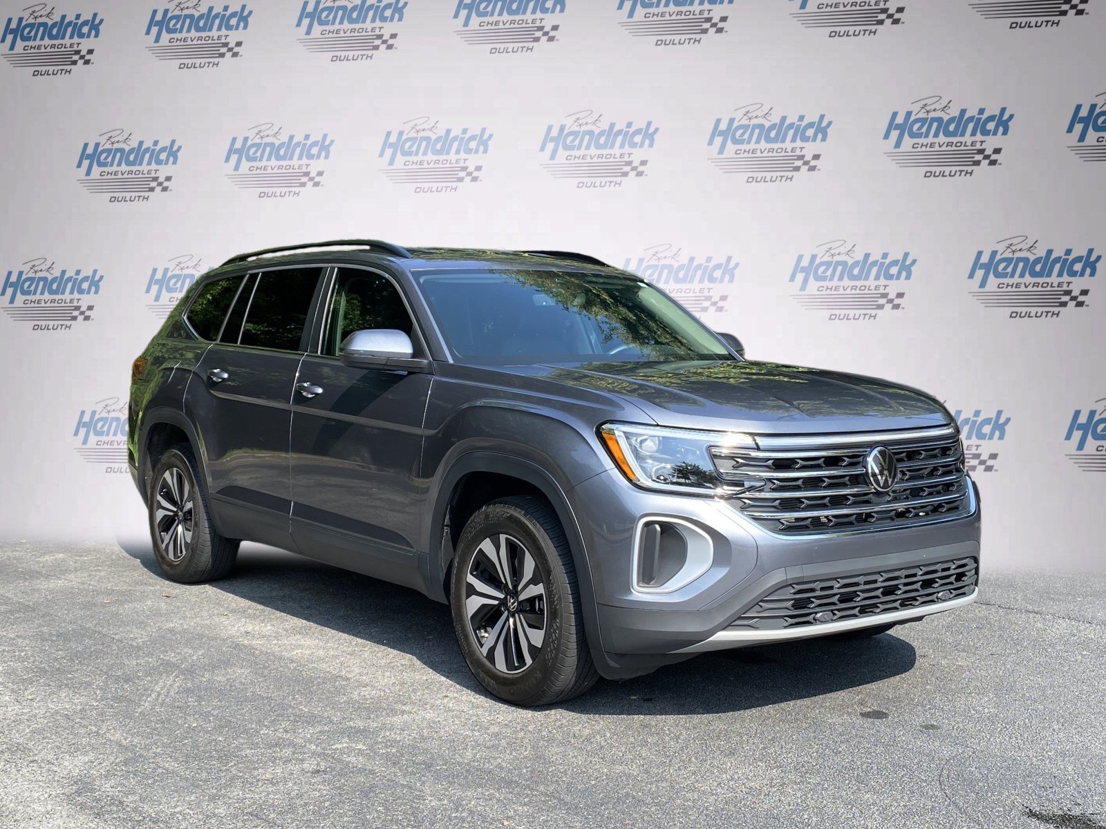 Used 2025 Volkswagen Atlas 2.0T SE SUV