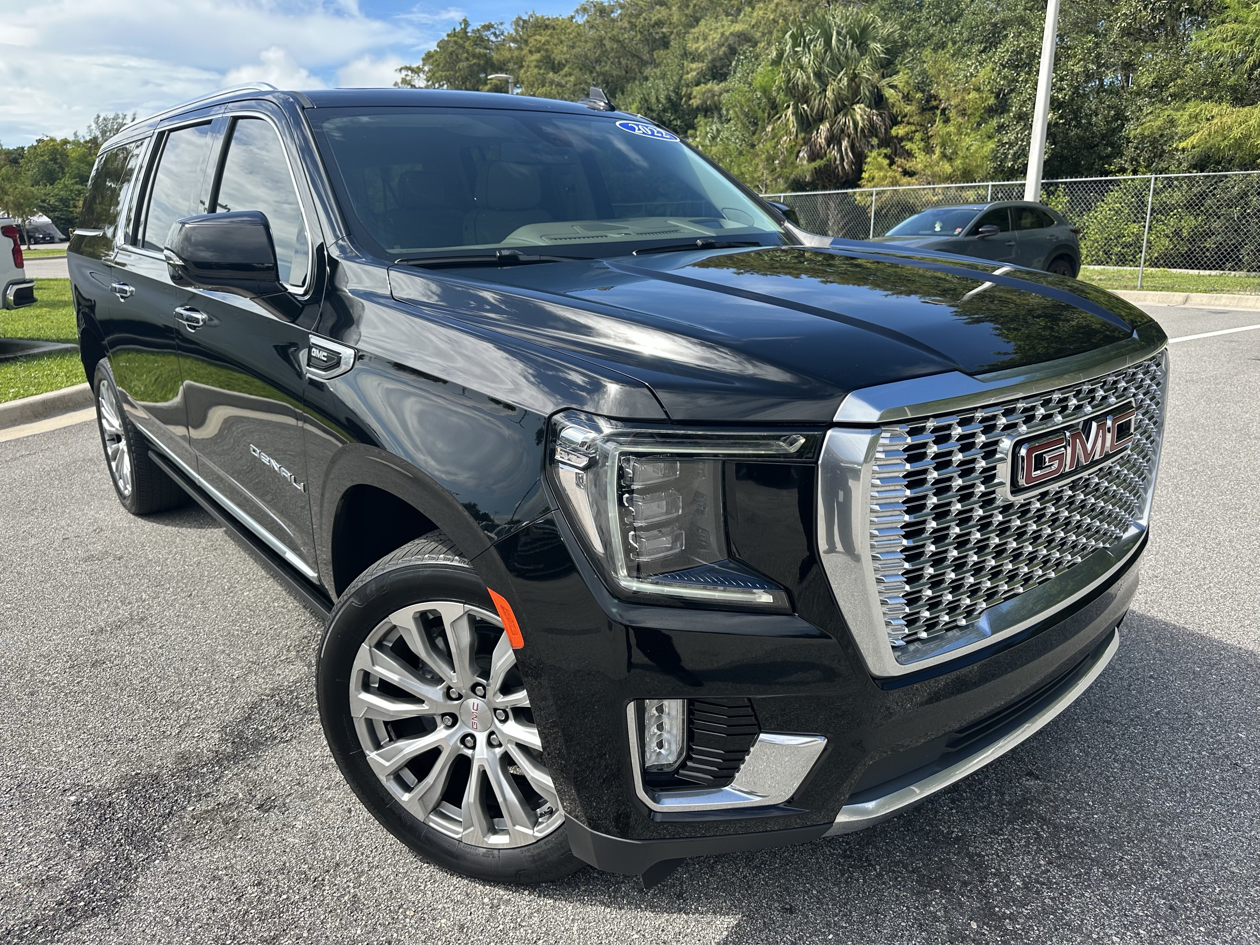 Used 2022 GMC Yukon XL Denali SUV