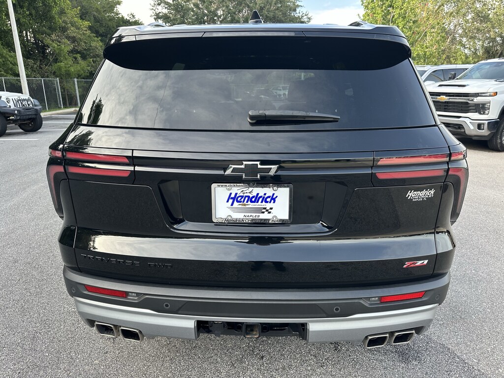 Used 2024 Chevrolet Traverse AWD Z71 SUV