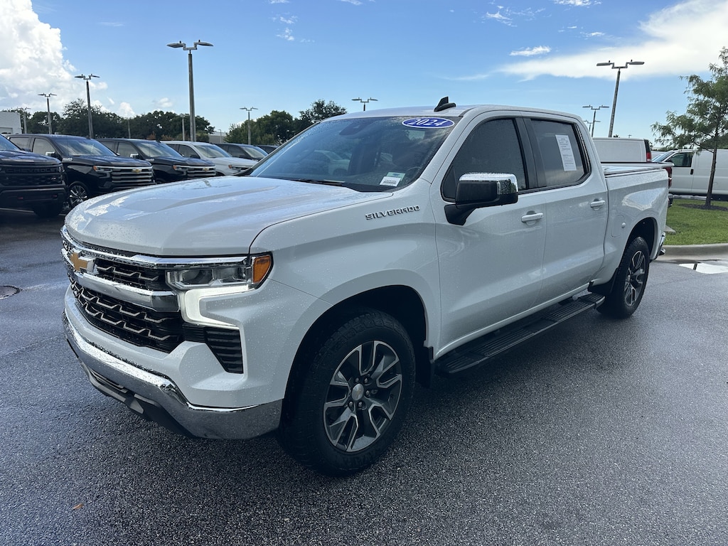 Used 2024 Chevrolet Silverado 1500 LT Pickup