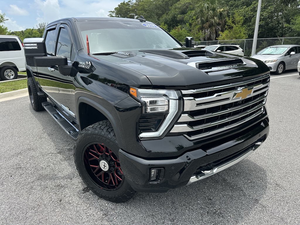 Used 2025 Chevrolet Silverado 2500HD High Country Pickup