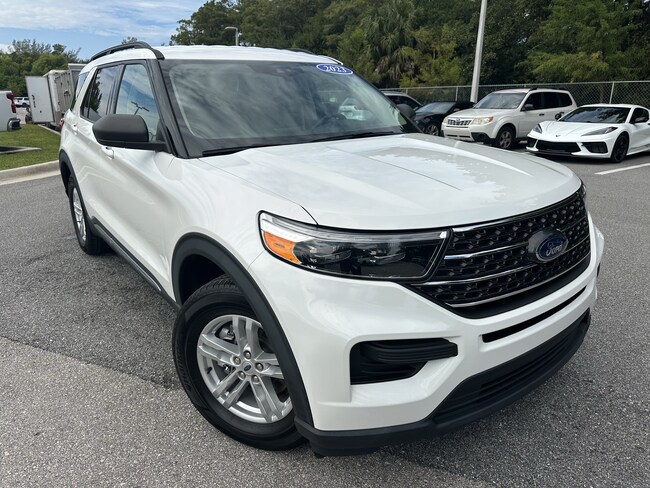 2023 Ford Explorer XLT SUV