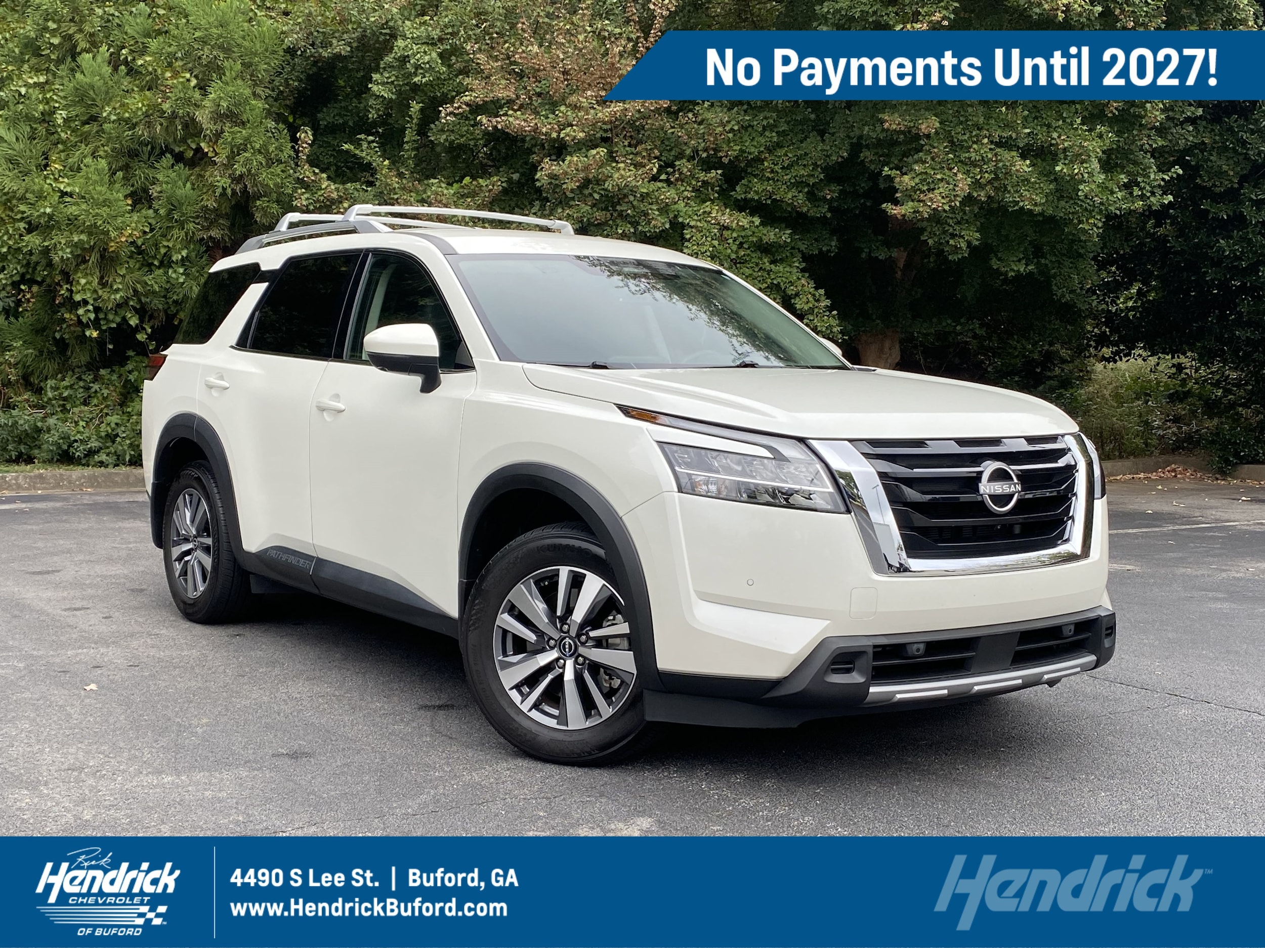 2024 Nissan Pathfinder SL