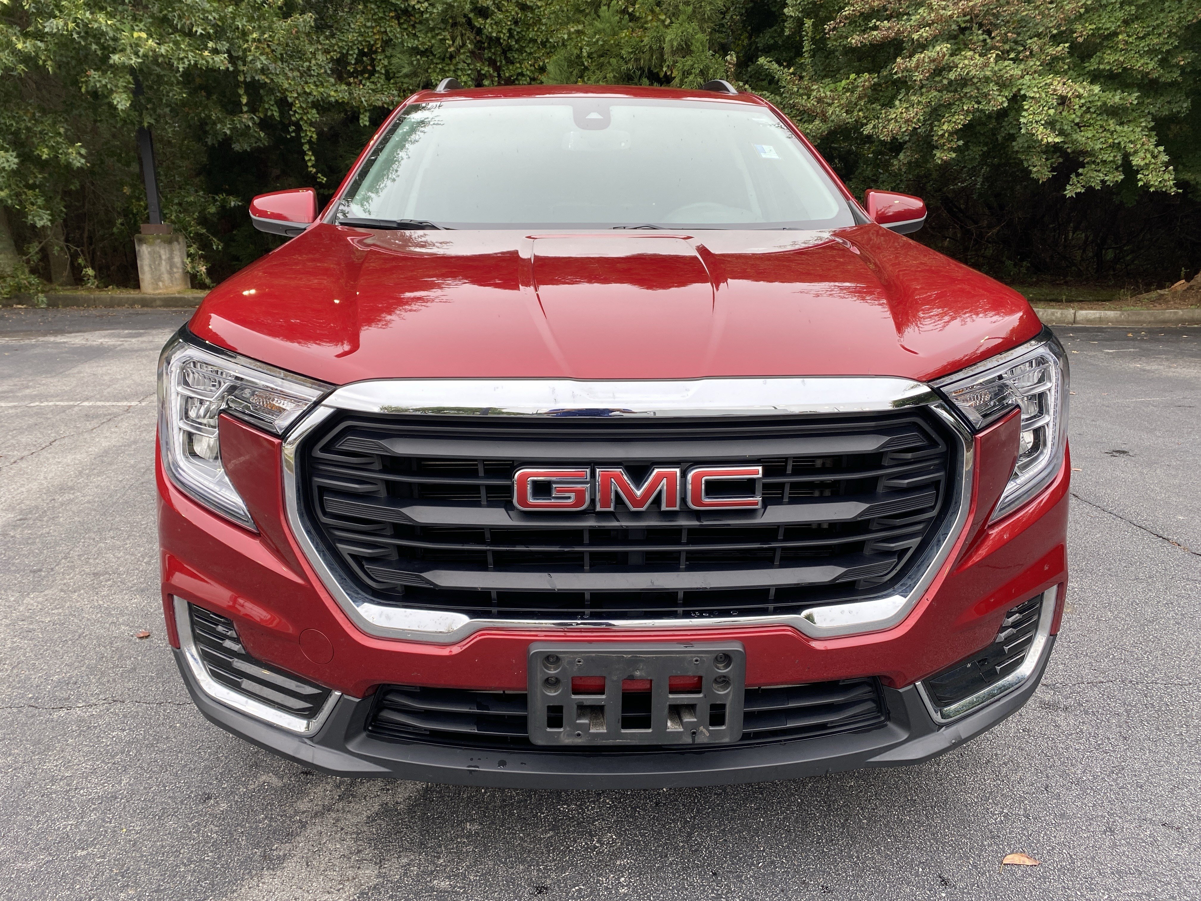 Used 2024 GMC Terrain SLE SUV