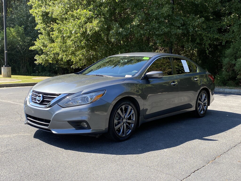 Used 2018 Nissan Altima 2.5 SR Sedan