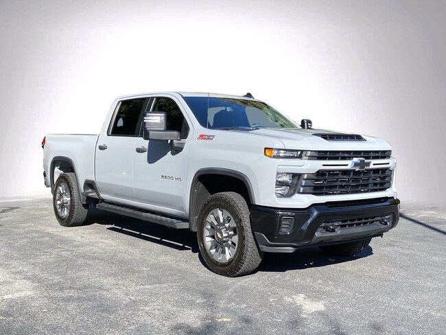 2024 Chevrolet Silverado 2500HD Custom Pickup