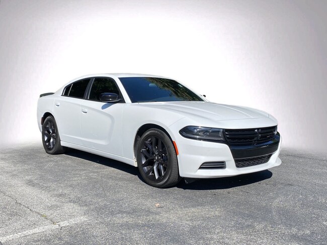 2022 Dodge Charger SXT Sedan