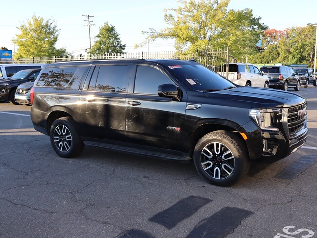 2023 GMC Yukon XL AT4 SUV
