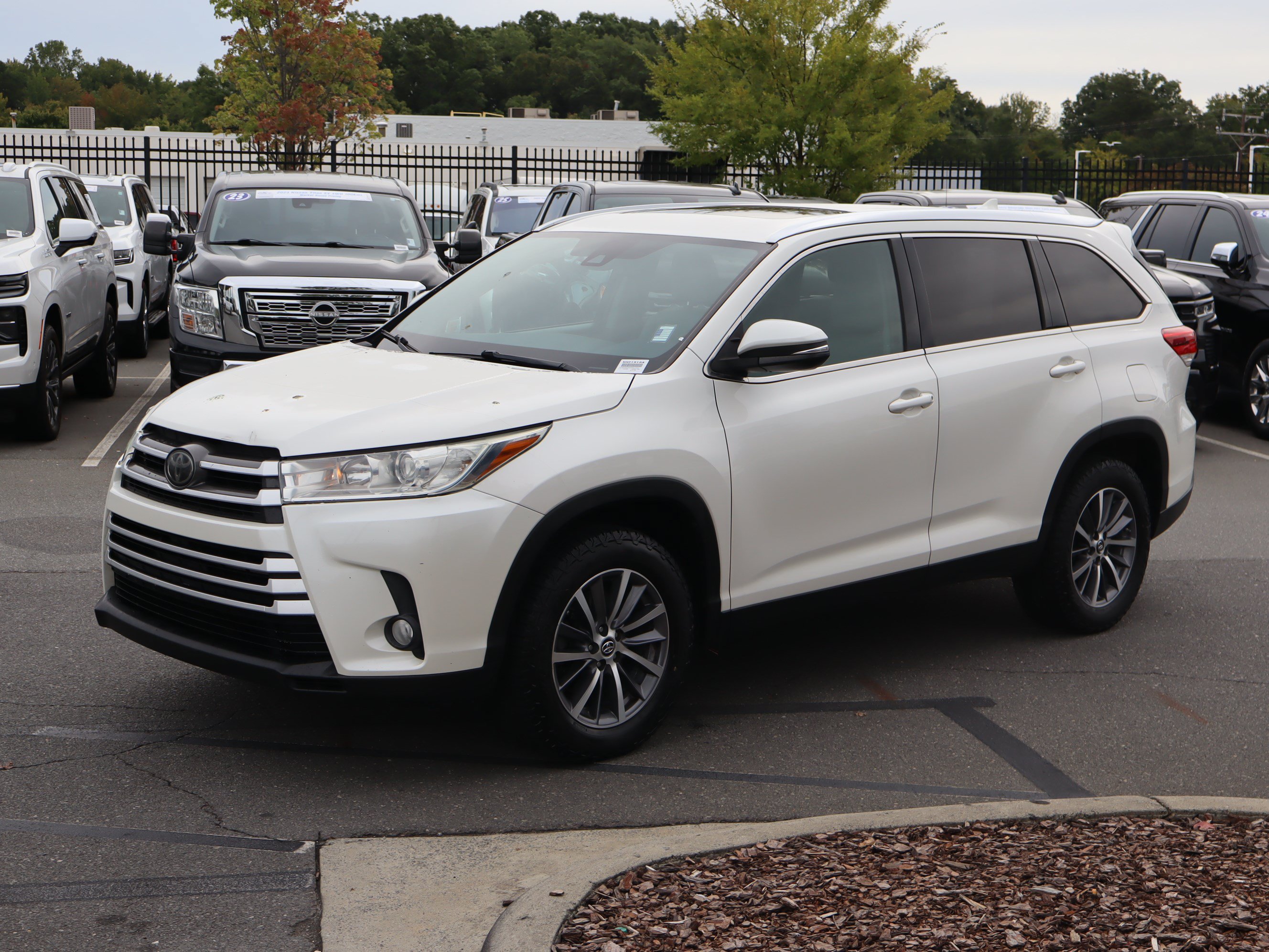 Used 2019 Toyota Highlander XLE SUV