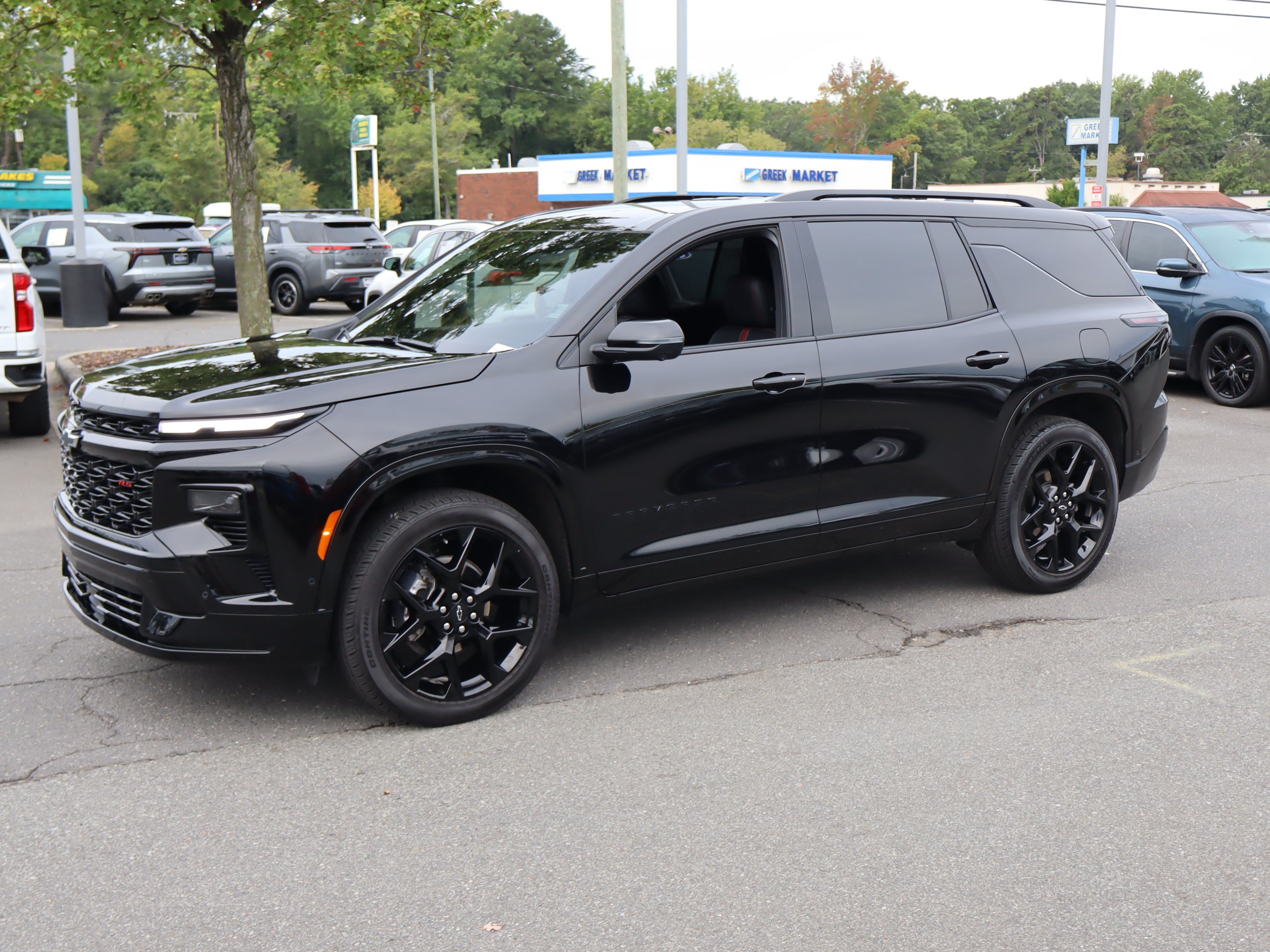 Used 2026 Chevrolet Traverse FWD RS SUV