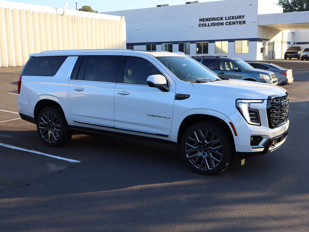 Used 2025 GMC Yukon XL Denali Ultimate SUV