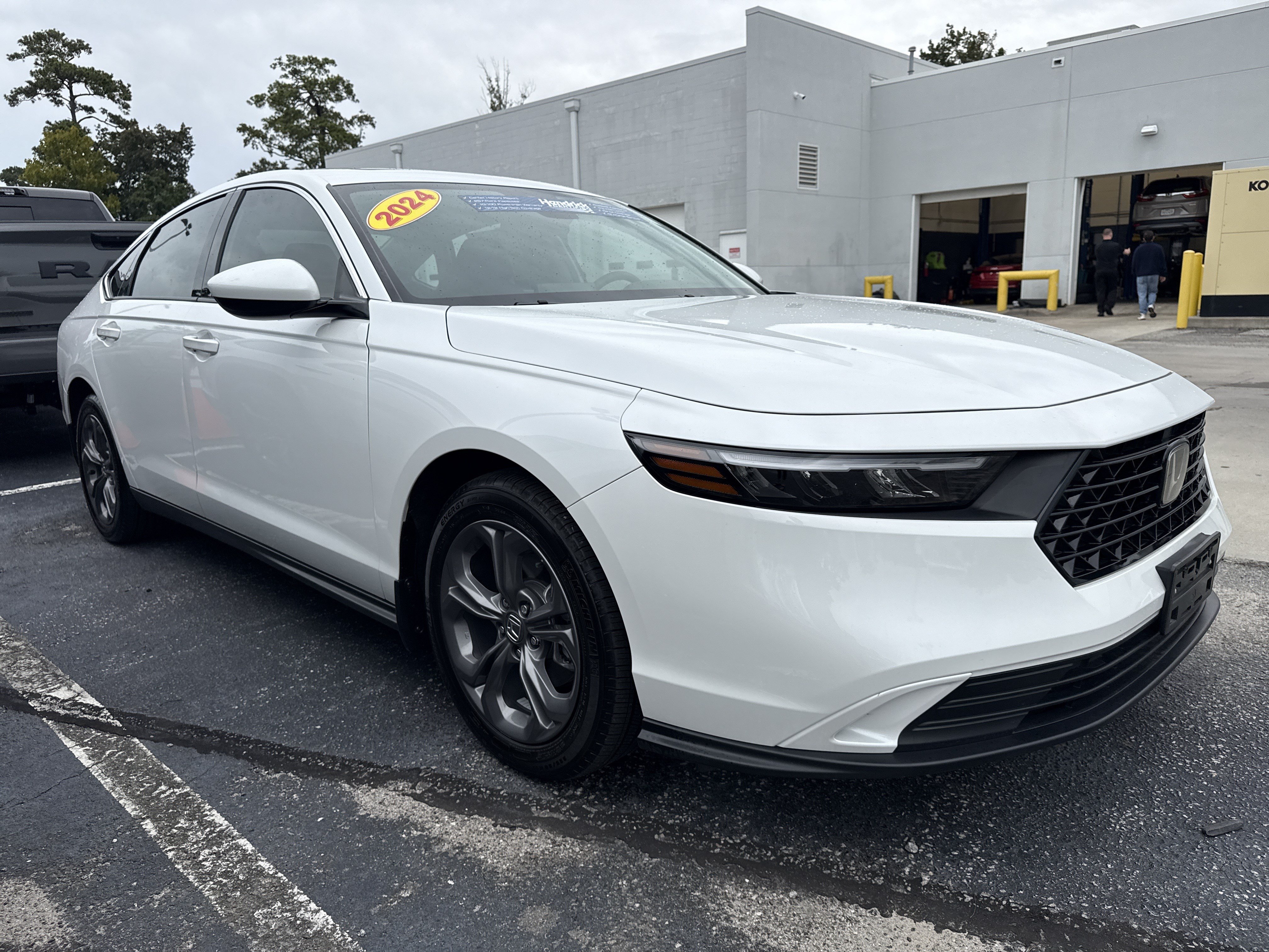 Used 2024 Honda Accord Sedan EX Sedan