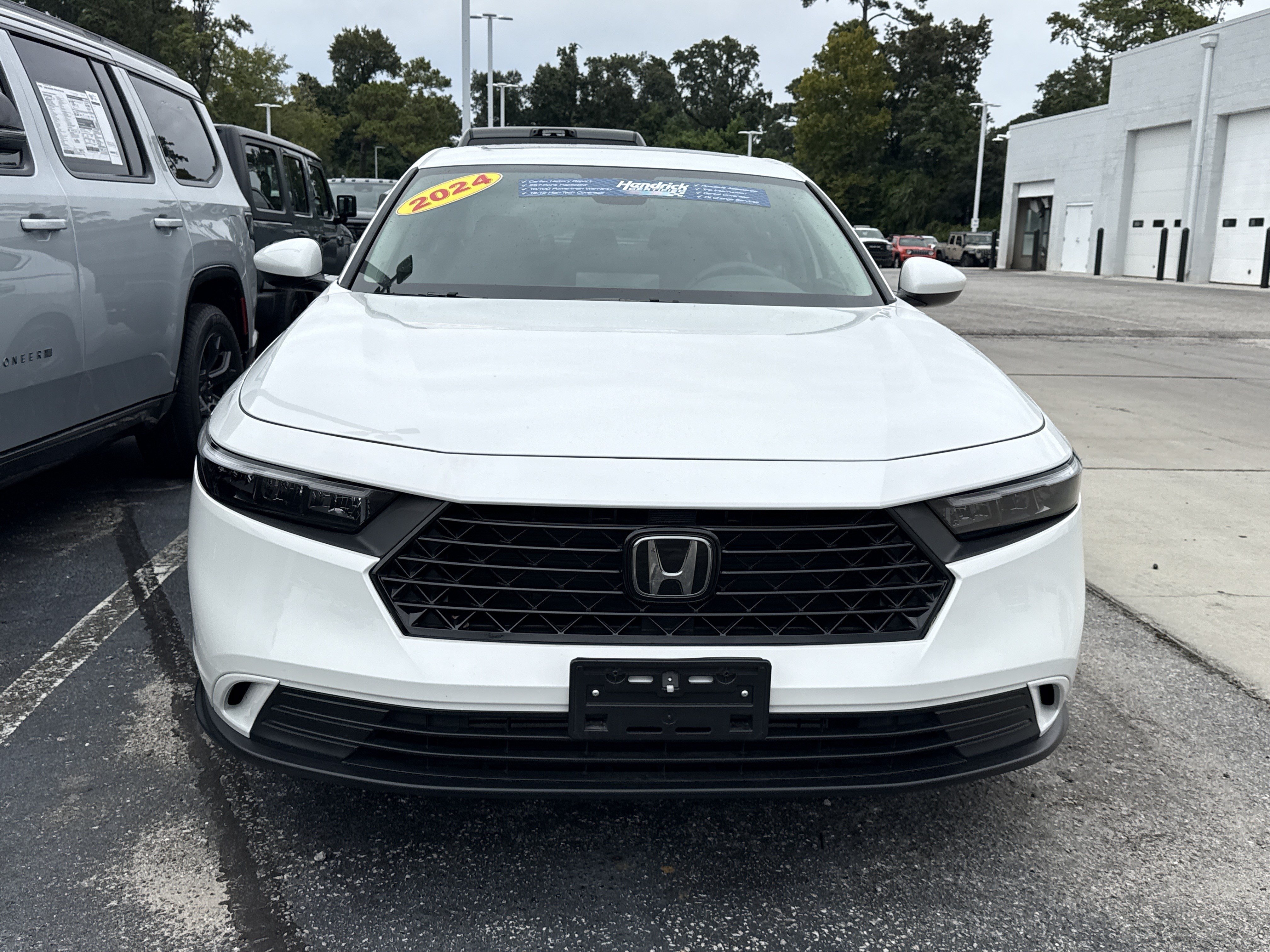 Used 2024 Honda Accord Sedan EX Sedan