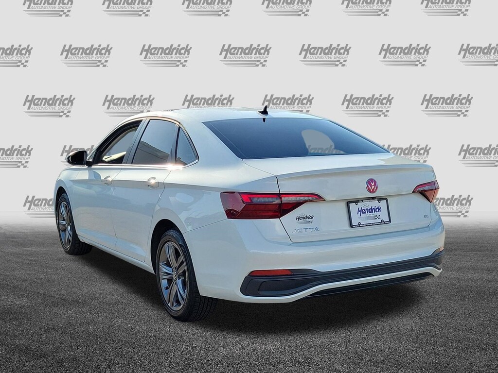 Used 2023 Volkswagen Jetta 1.5T SE Sedan