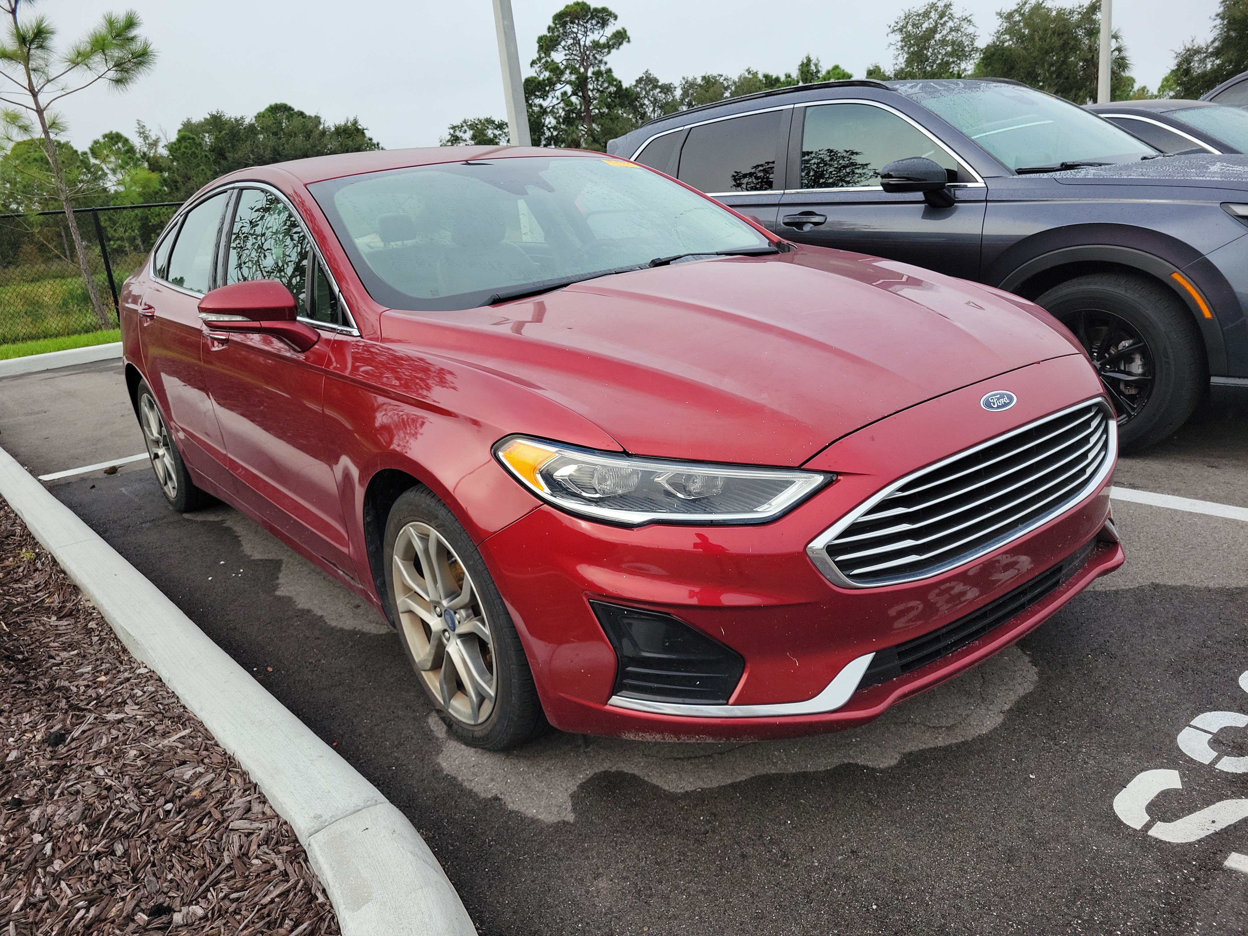 2019 Ford Fusion SEL Sedan