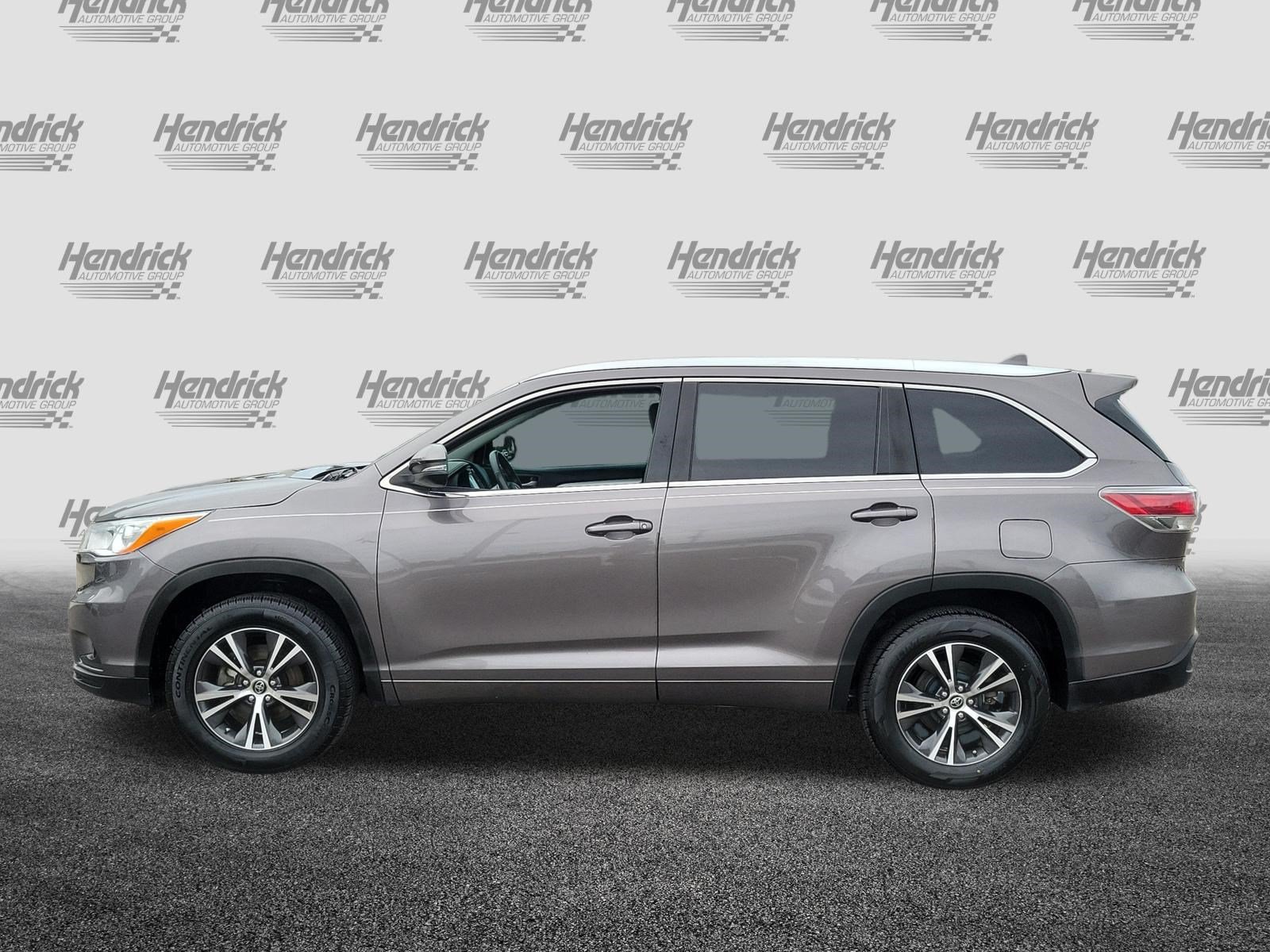Used 2016 Toyota Highlander XLE V6 SUV