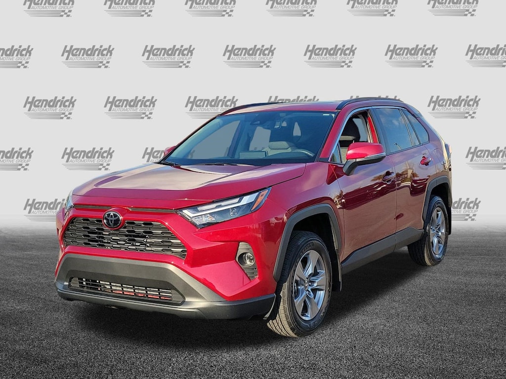 Used 2025 Toyota RAV4 XLE SUV