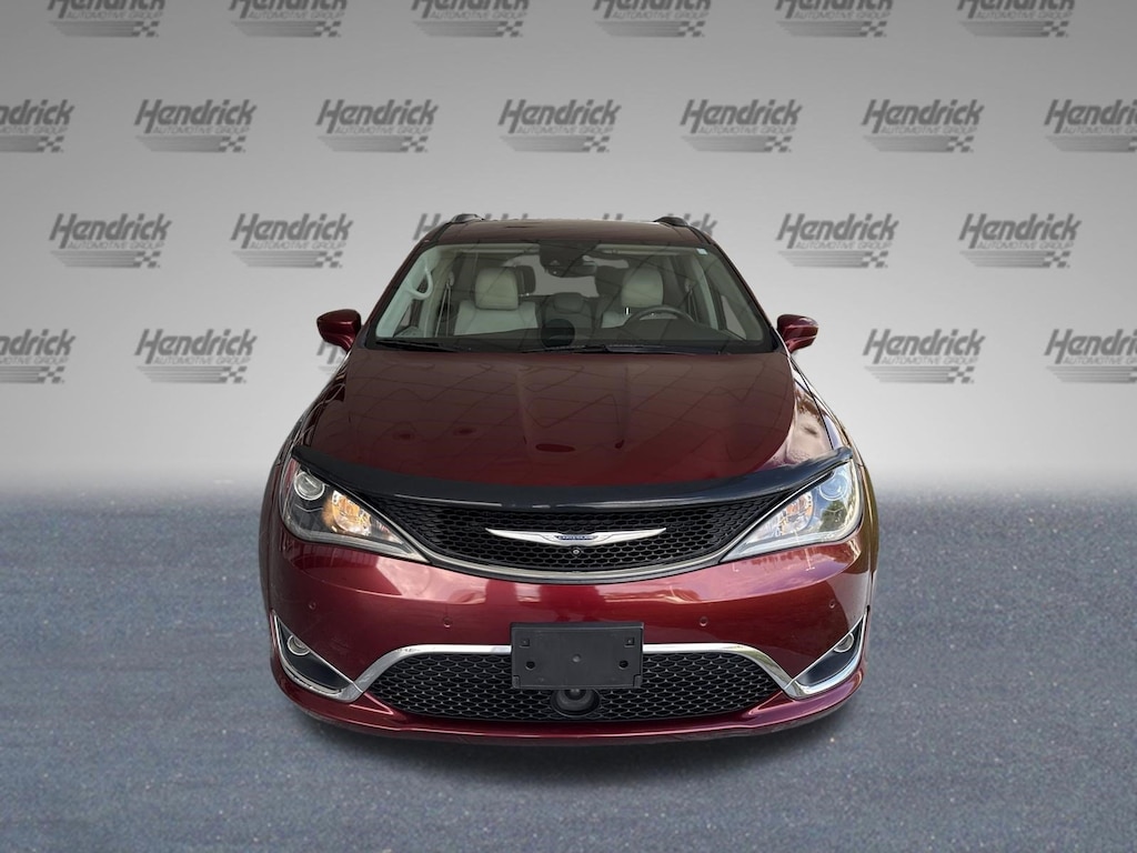Used 2017 Chrysler Pacifica Touring-L Plus Minivan