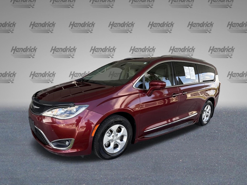 Used 2017 Chrysler Pacifica Touring-L Plus Minivan