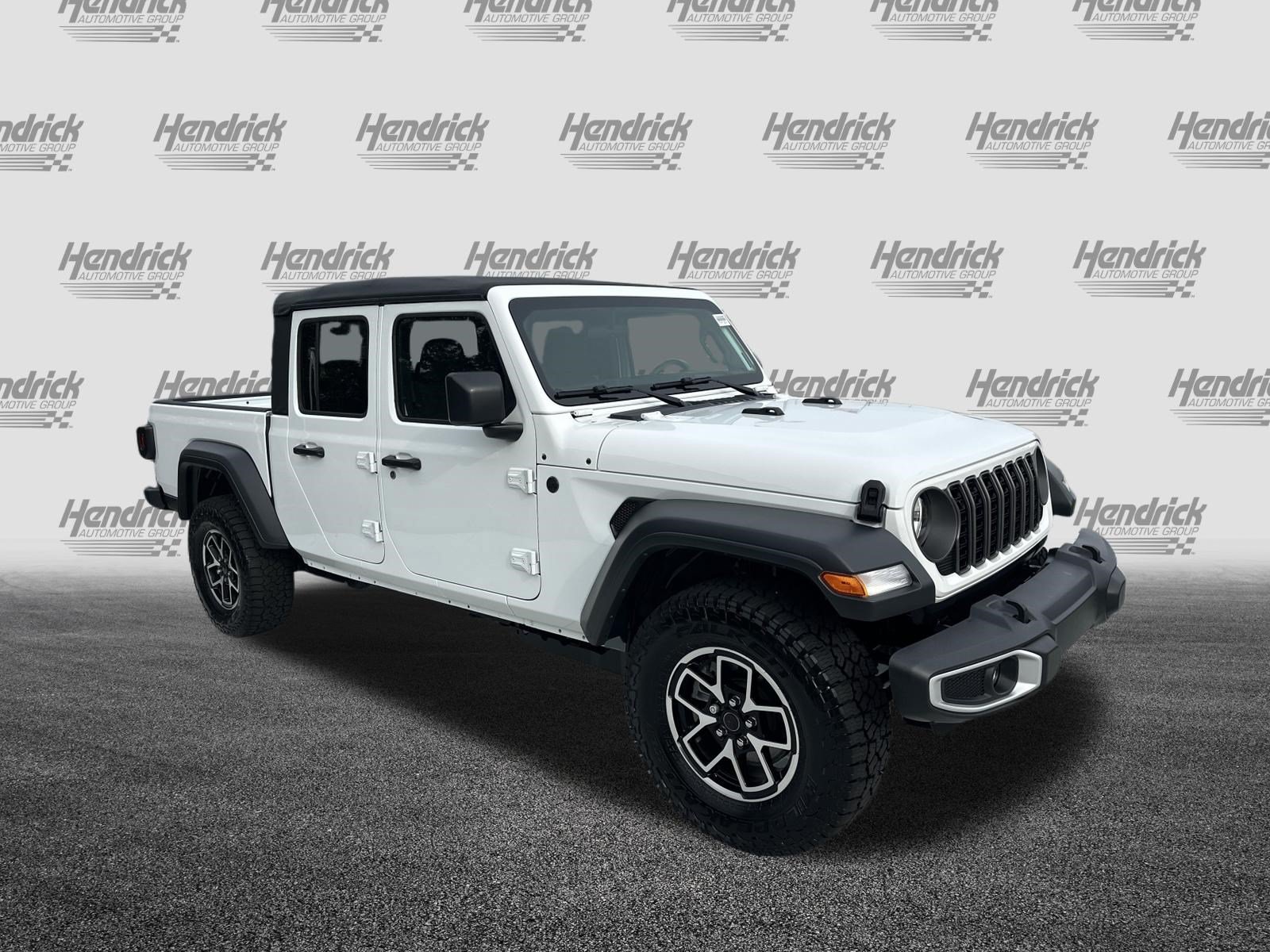 Used 2026 Jeep Gladiator Sport Pickup