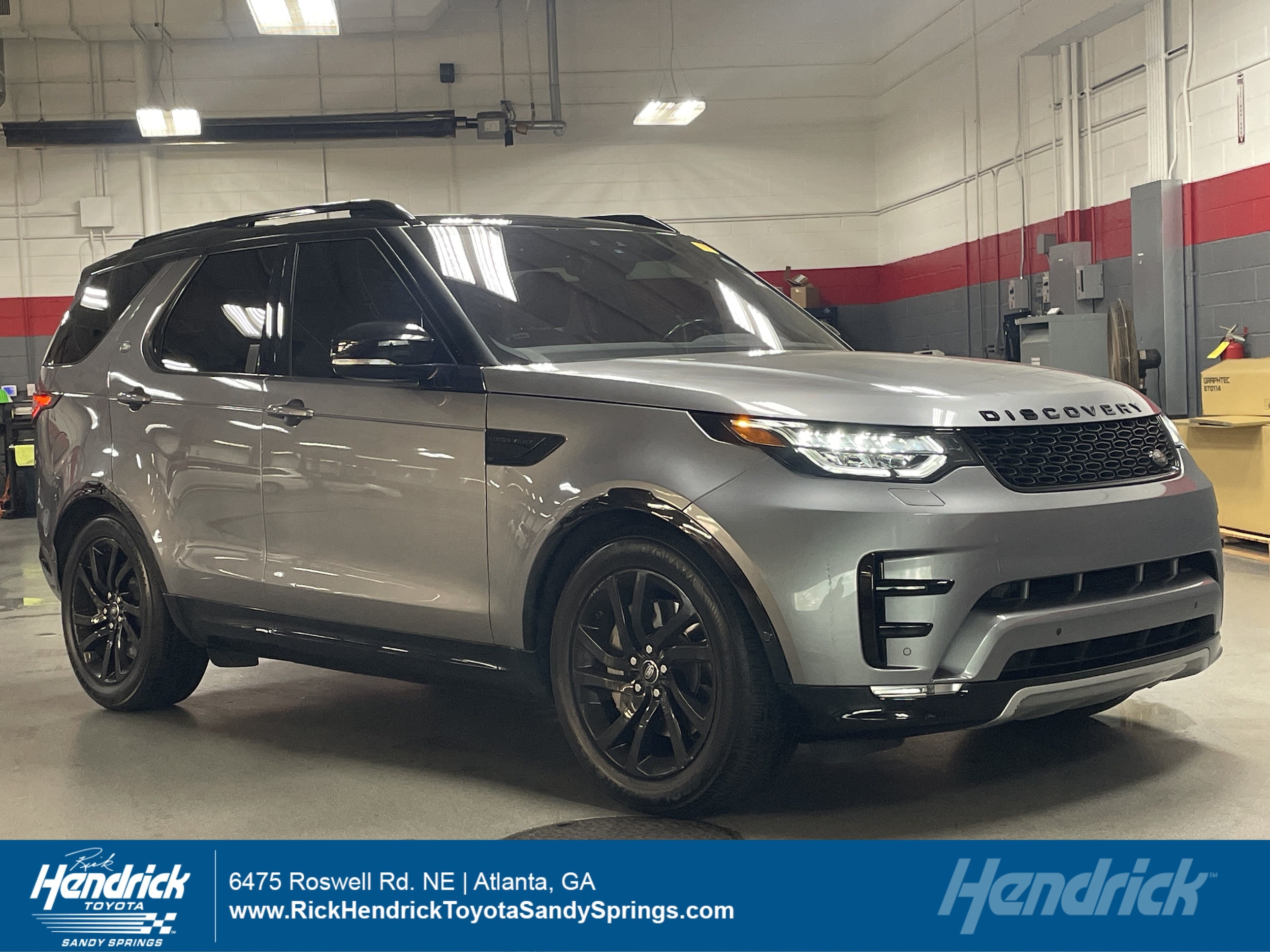2020 Land Rover Discovery Landmark Edition