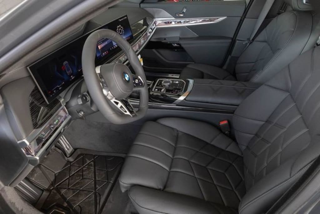 New 2026 BMW 7 Series 740i xDrive Sedan