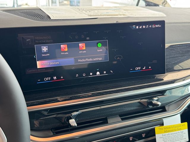 2027 BMW X7 40i - Photo 21