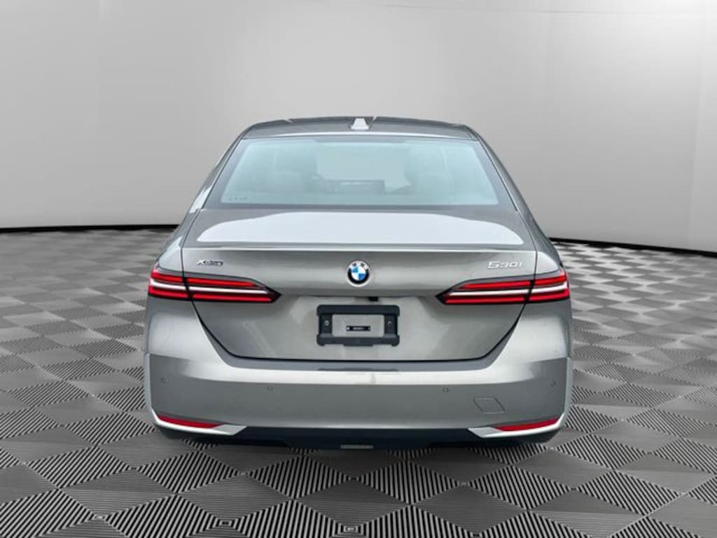 New 2027 BMW 5 Series 530i xDrive Sedan