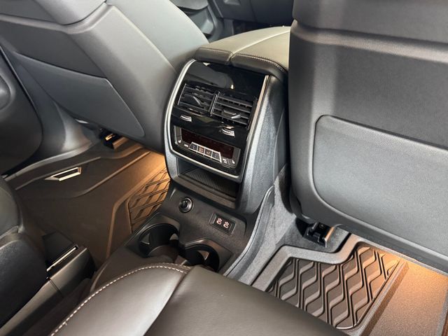 2027 BMW X7 40i - Photo 22