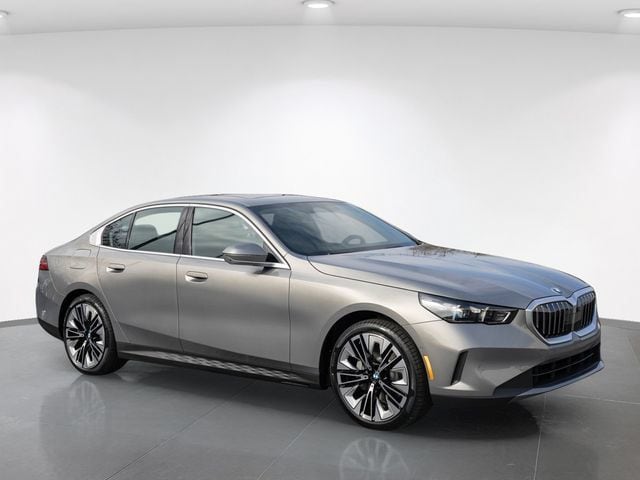2026 BMW 5 Series 530i - Photo 12