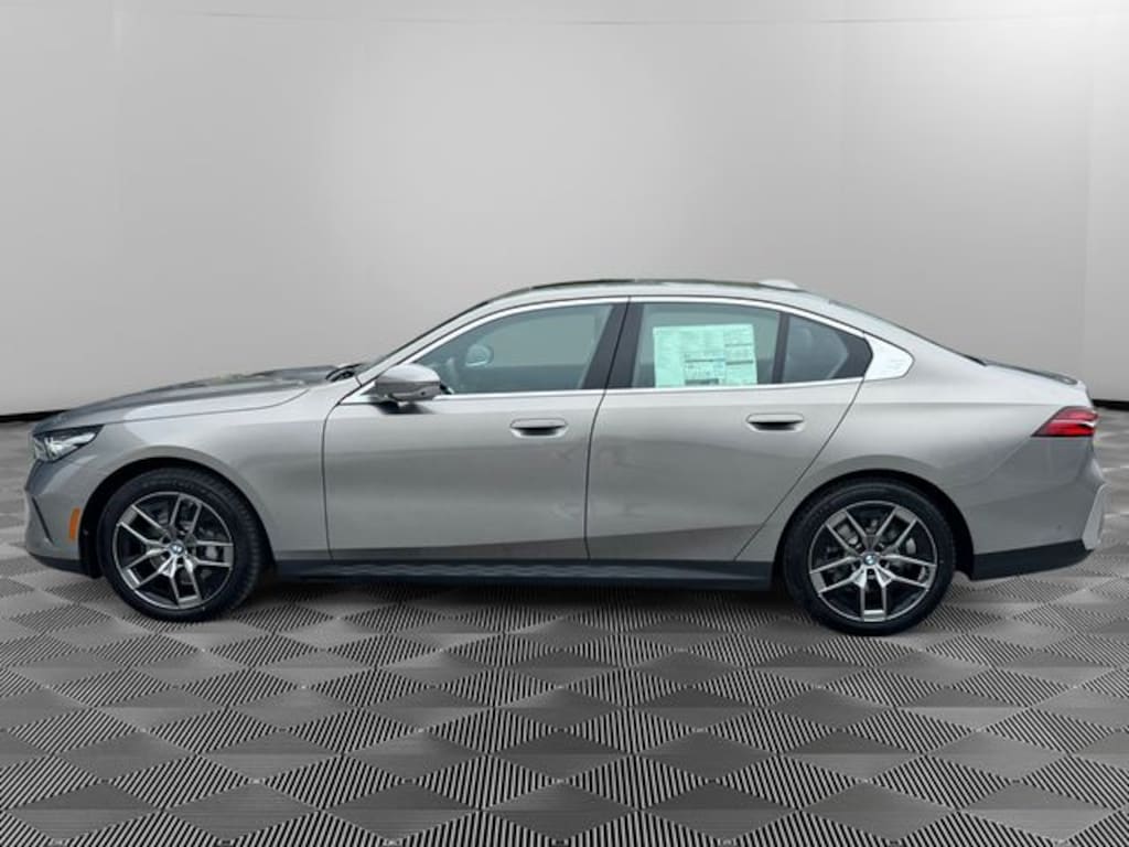 New 2027 BMW 5 Series 530i xDrive Sedan