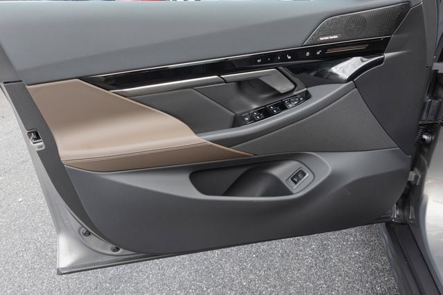 2026 BMW 5 Series 530i - Photo 14