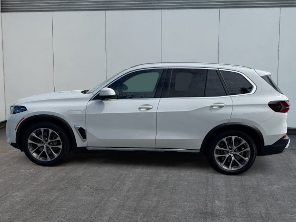 Certified 2026 BMW X5 xDrive50e SUV